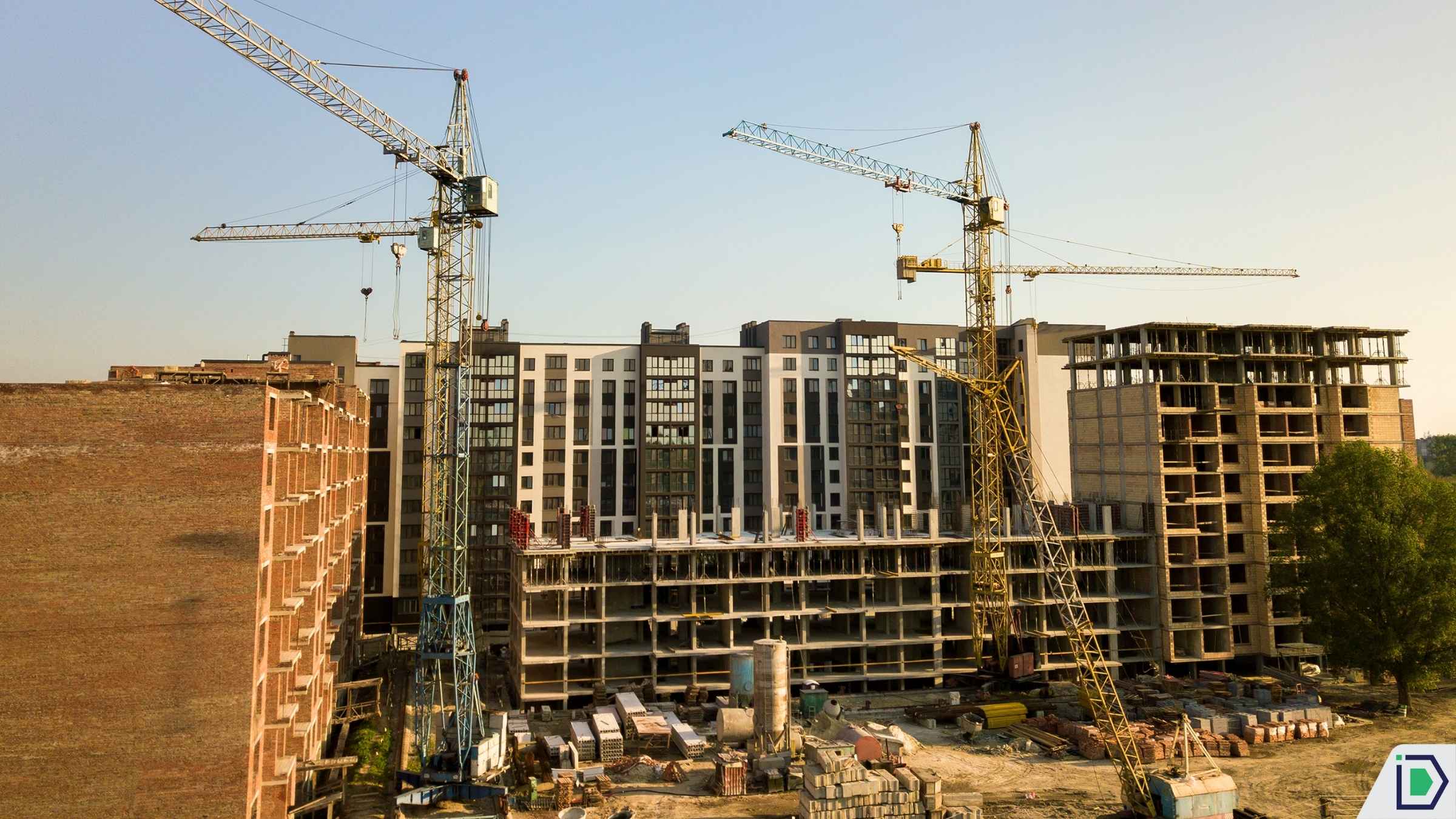 پروژه های نیمه کاره در دبی